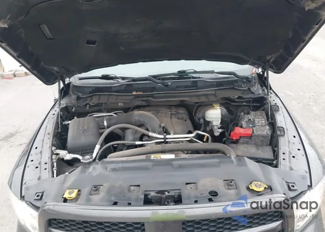 2016 Ram 1500 Express z USA, uszkodzony, nr VIN 1C6RR7FT9GS154039